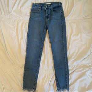 Levi’s 721 High Rise Skinny Jeans - Medium Wash, Raw Hem